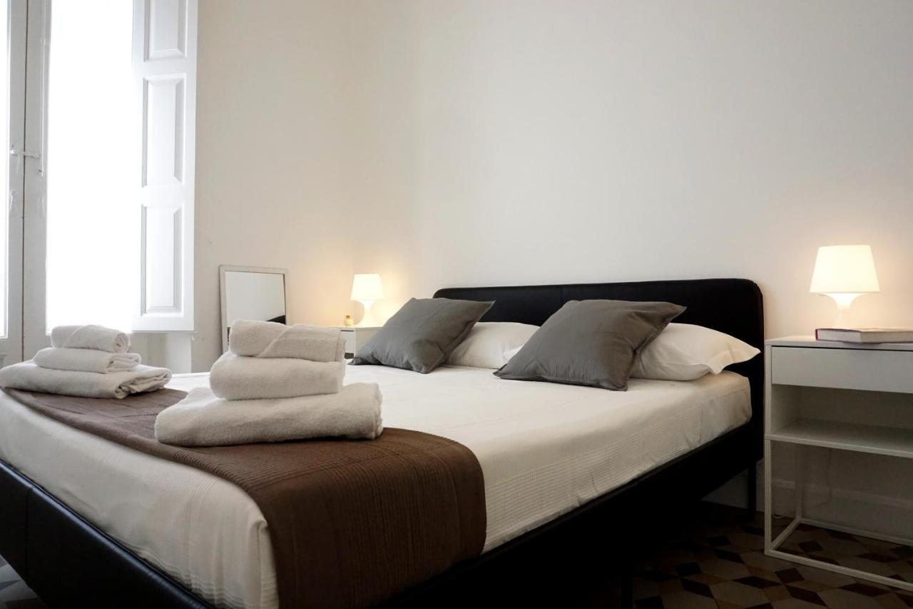 Vittorio Emanuele 71 Apartment Bari Luaran gambar